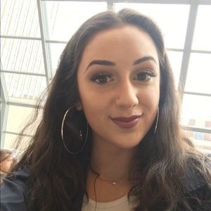 Meet your Posher, Lidia